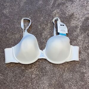 Vanity Fair Full Coverage Underwire Body Caress Bra SIZE 40C